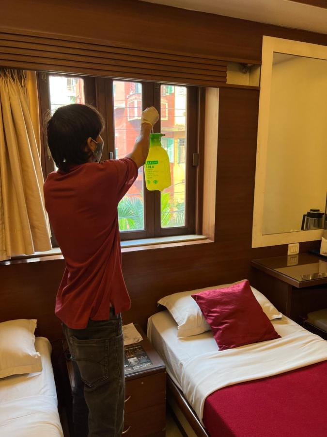 Hotel Aston 콜카타 외부 사진